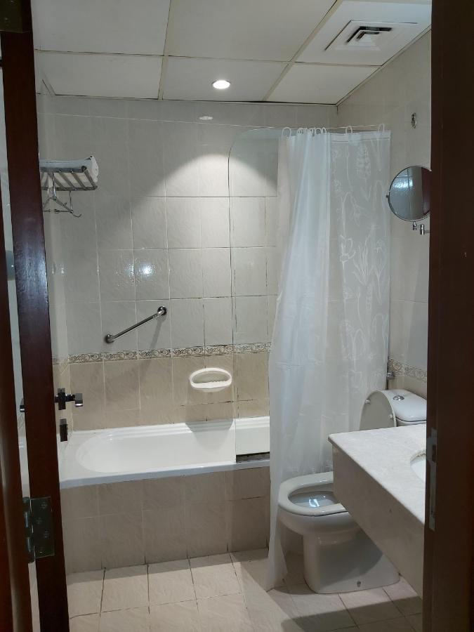Bliss Hotel Dubai Exteriör bild