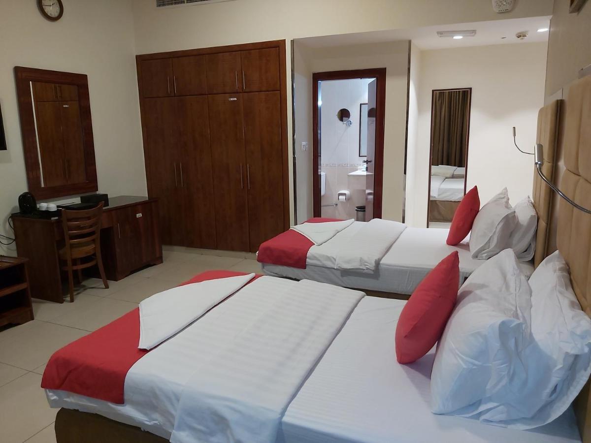 Bliss Hotel Dubai Exteriör bild
